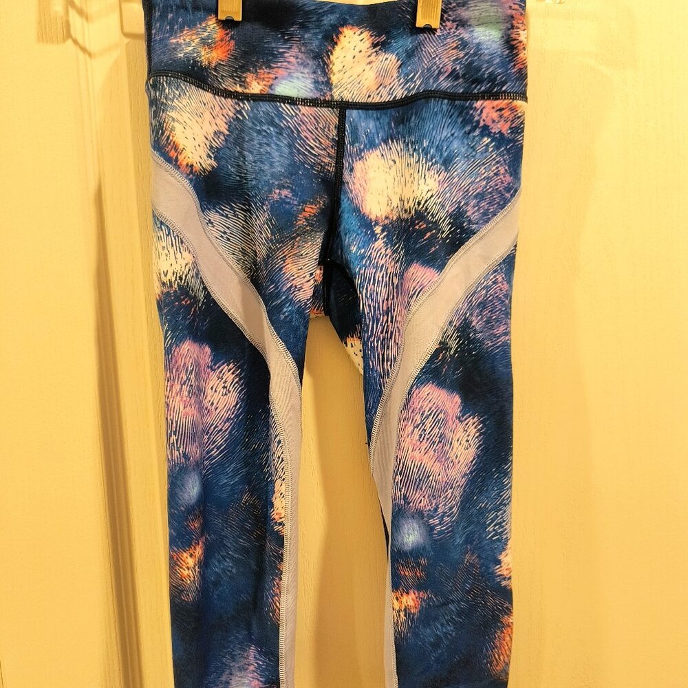 DSG Girls' Printed Pieced Capris (Size S, 8-9)